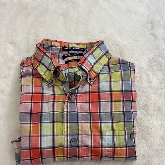 Nautica classic fit plaid shirt with front pocket size L - Picture 1 of 10